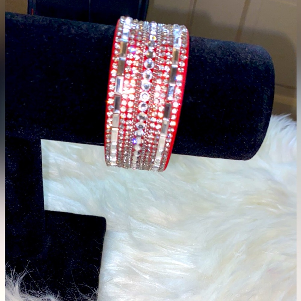 🔥 Red Hot Sizzling Bedazzled SnapBack Bracelet! Ready to Ship!🔥